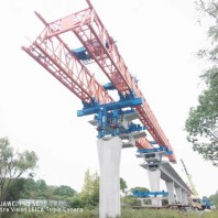 节段拼装架桥机适用于大跨度的公路及铁路梁