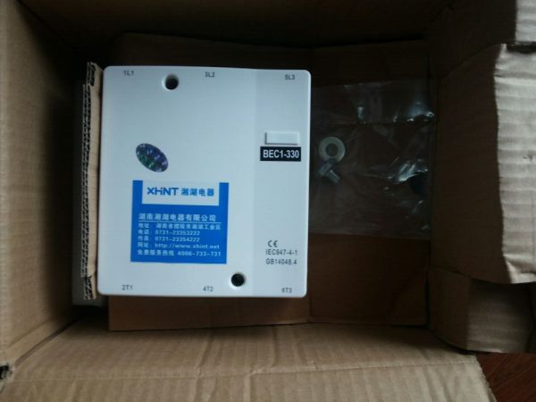 SM60-160SP/3N3D		双断点式(热磁可调)塑壳式断路器资料湘湖电器
