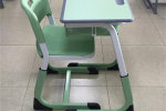 甘井子单人课桌椅折叠实木书法桌