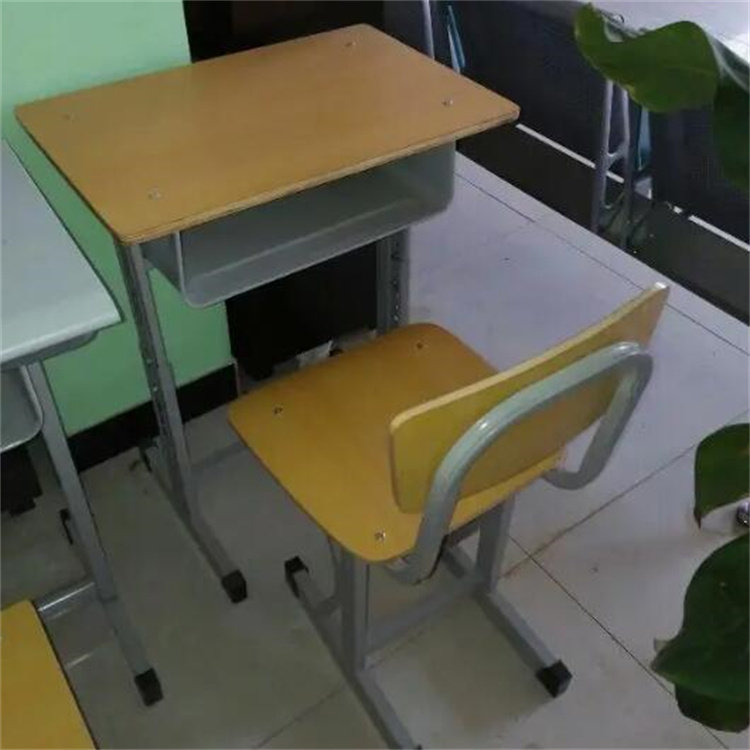巴林右旗国学教室桌椅折叠橡木国学桌